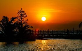 Khu nghỉ dưỡng Mango Beach